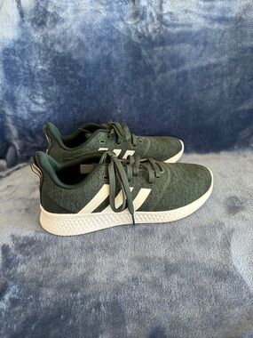 adidas Dark Green Cloud foam comfort. Knit Running Sneakers with White Accents